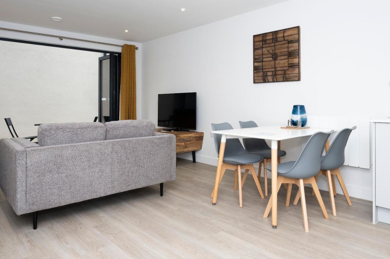 2 Putsborough - Luxury Apartment At Byron Woolacombe, Only 4 Minute Walk To Woolacombe Beach! Exterior photo