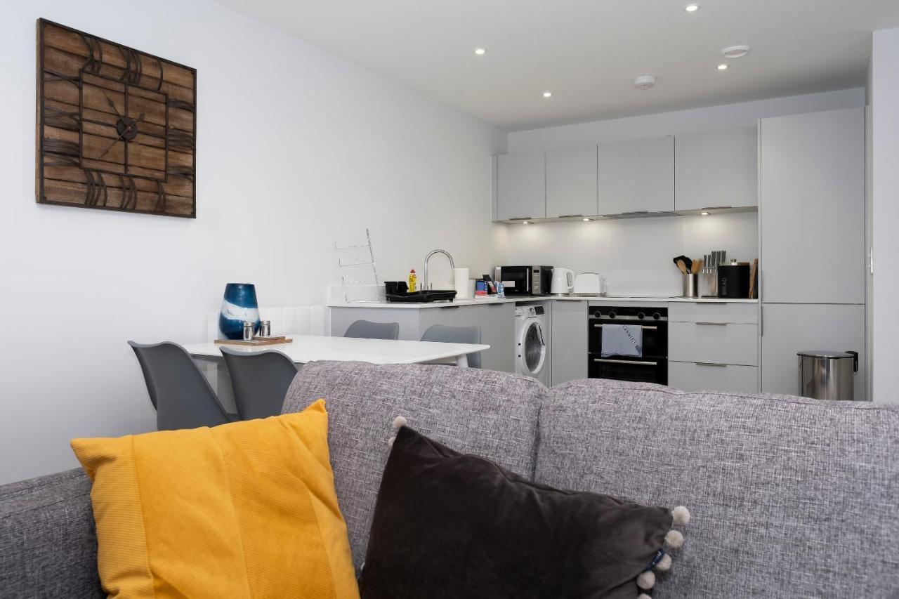 2 Putsborough - Luxury Apartment At Byron Woolacombe, Only 4 Minute Walk To Woolacombe Beach! Exterior photo
